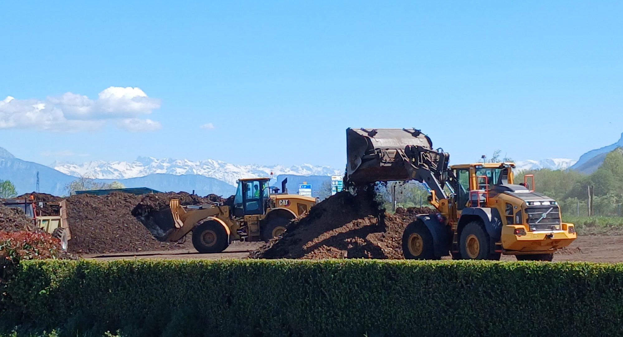 chargeuses compost en action